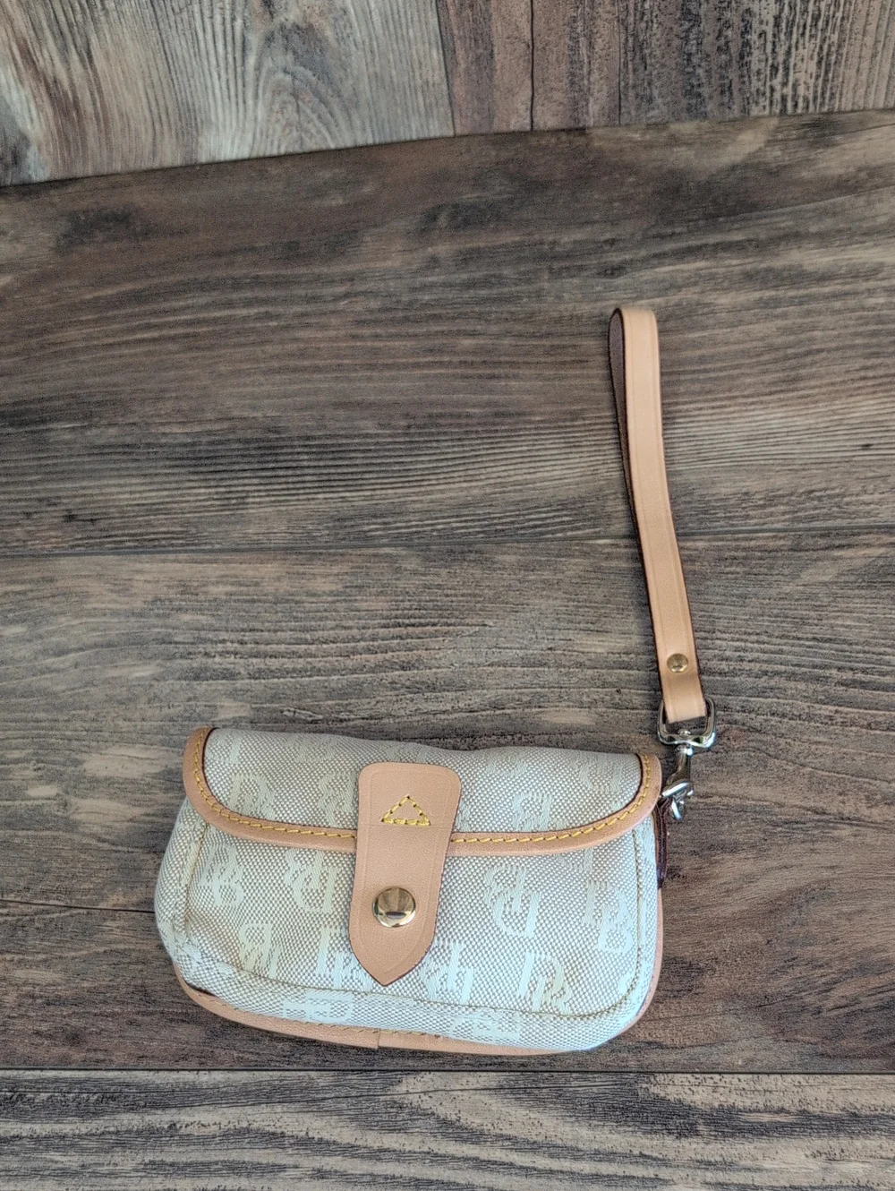 Dooney & Bourke Monogram Canvas Wristlet Clutch with Vachetta Leather Trim  630A